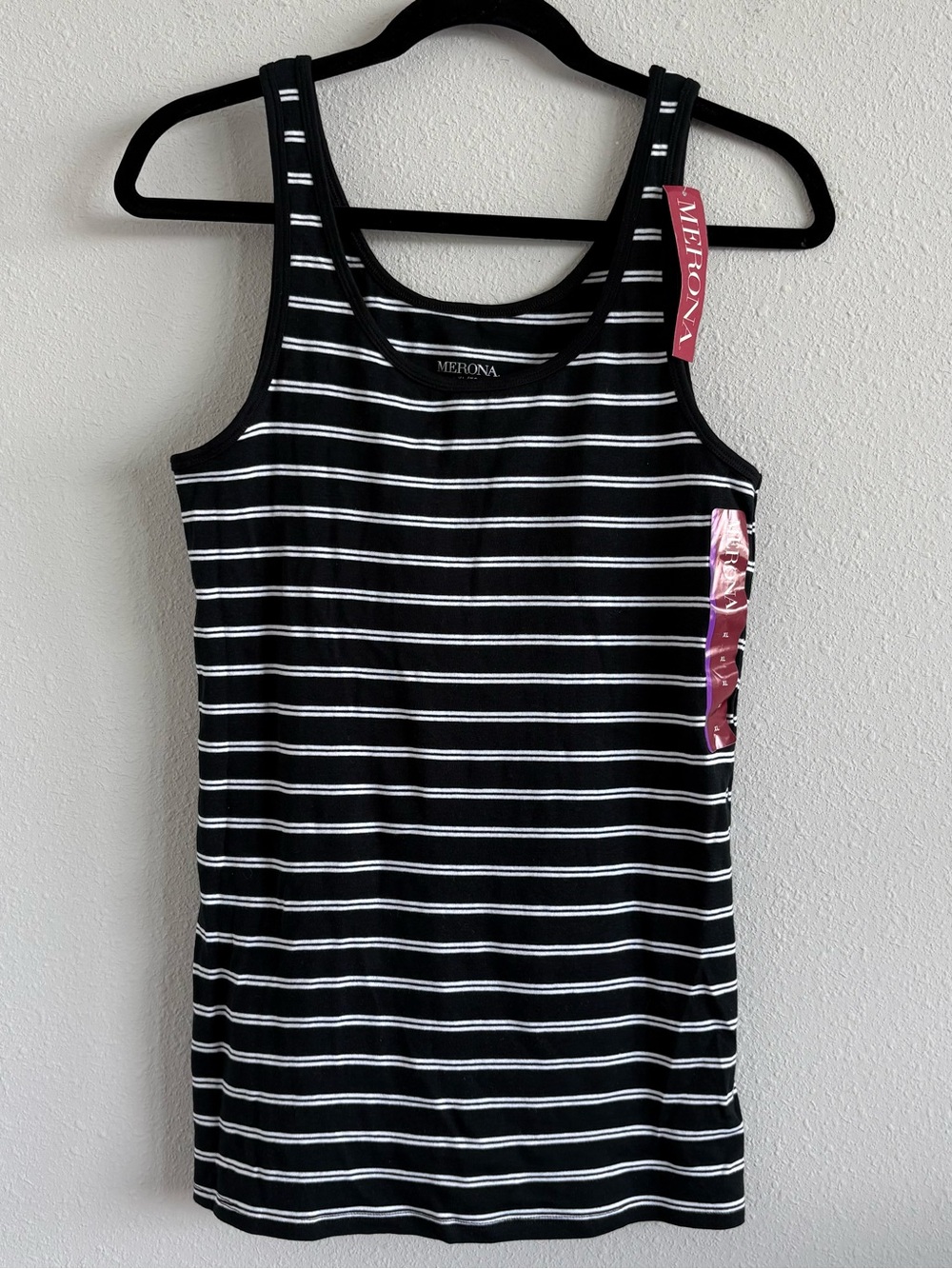 NWT Merona tank